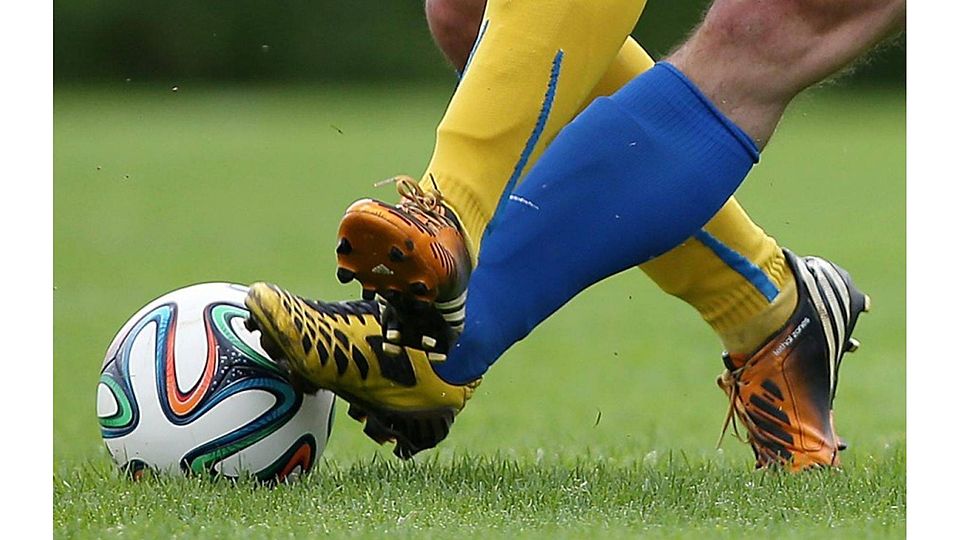 Unser Mann am Ball ist ganz nah dran am Geschehen auf den Plätzen in der Region.