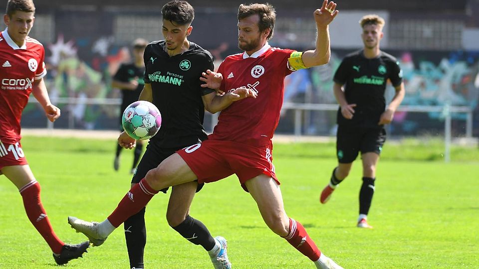 Kapitän Christoph Wallner bleibt für drei weitere Jahre bei 1860 Rosenheim