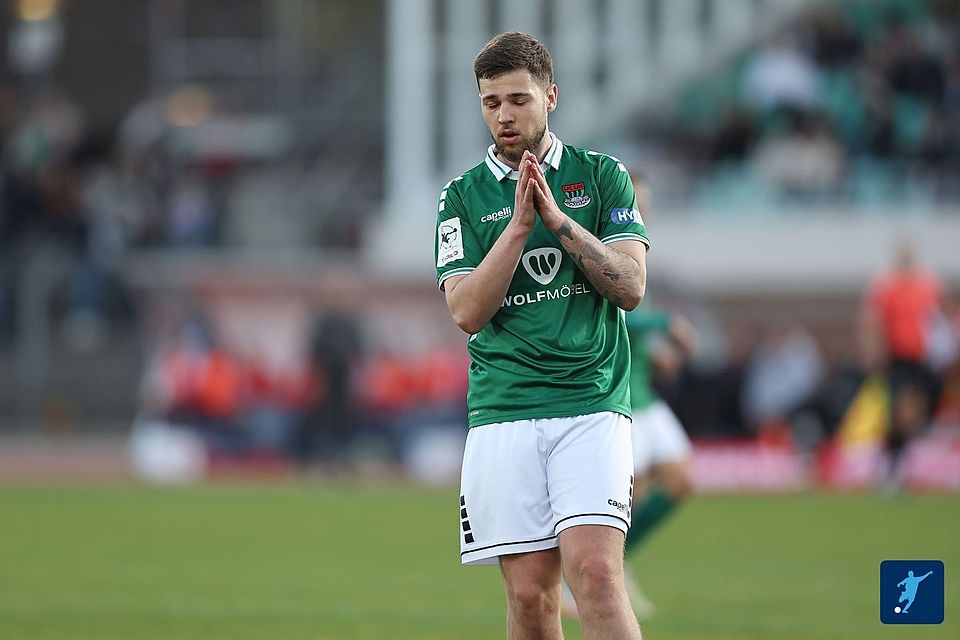 Da konnte auch der Himmel nicht helfen in dieser Saison: In Schweinfurt reichte es einfach nicht für die 3. Liga. 