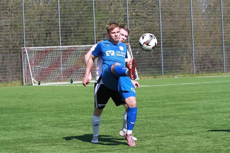 Tim Asmussen (TSV Friedrichsberg-Busdorf) kann das Endergebnis wenigstens noch etwas abmildern.