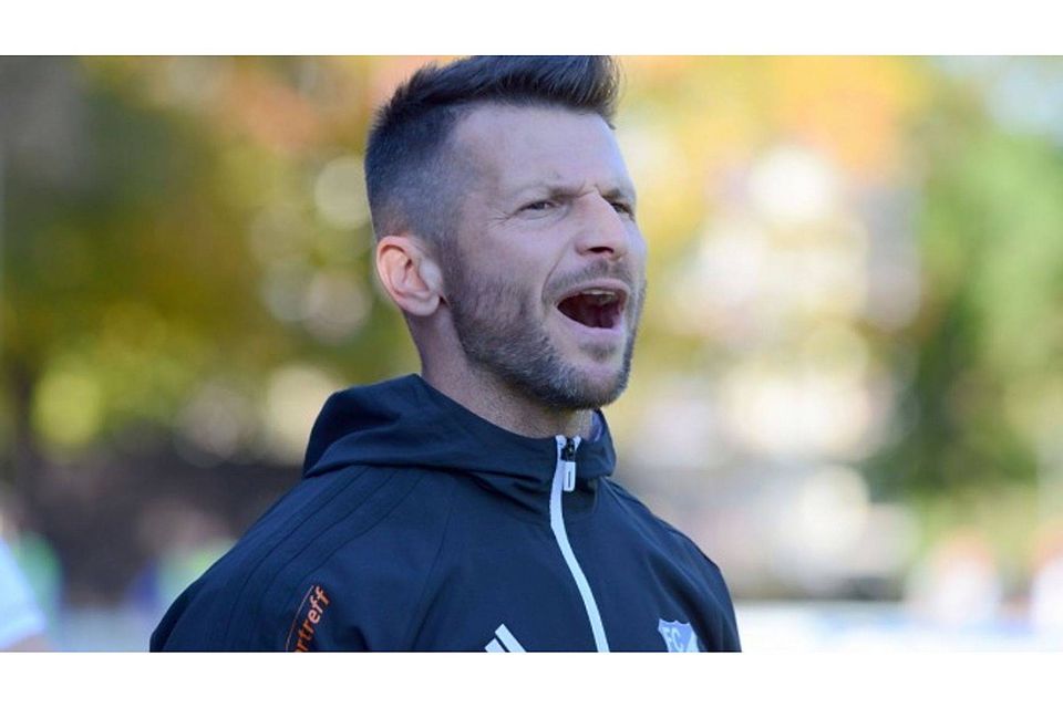 Ismanings Trainer Mijo Stijepic freute sich über die Leistung seiner Mannschaft F: Meier