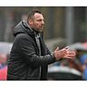 Nur wenigen Wochen nach seiner Entlassung kehrt André Wengorra zum Düneberger SV zurück über trainiert das abgestiegene Team in der Landesliga.