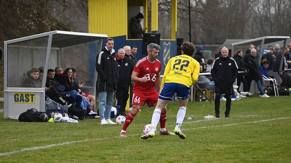Der Hartenholmer Paul Gehrmann hier im Spiel beim SC Rönnau 74. 