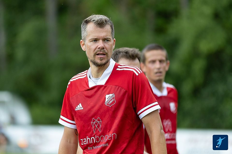 Für Degernbachs Spielertrainer Marco Berger kommt es am letzten Spieltag ausgerechnet zum alles entscheidenden Duell mit seinem Ex-Klub SV Schwarzach.