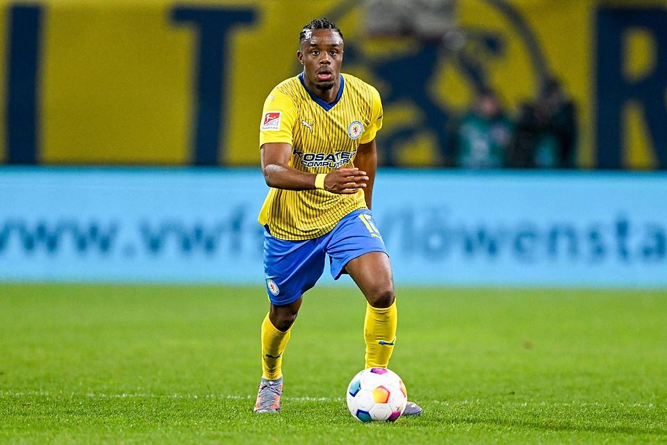 Anderson Lucoqui im Spiel Eintracht Braunschweig gegen Hansa Rostock Anfang März 2024. Anderson Lucoqui im Spiel Eintracht Braunschweig gegen Hansa Rostock Anfang März 2024.