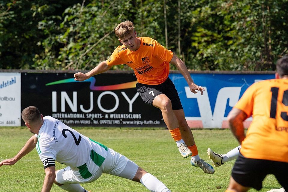 Simon Pirner, hier noch im Trikot des FC Schlicht, könnte am Samstag sein Debüt im Ammerthaler Dress geben.