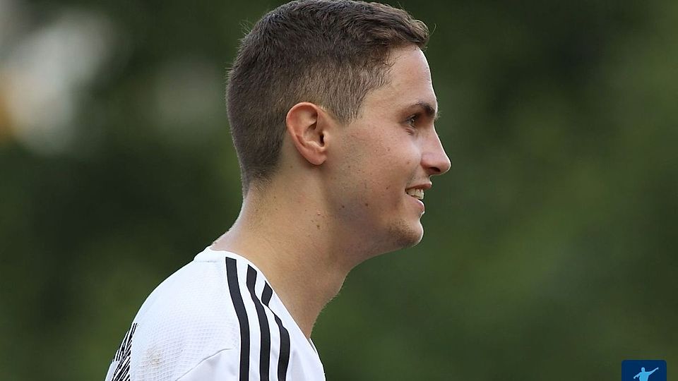 Als Vierfach-Torschütze konnte Jonas Bumberger im Derby beim FC Eging glänzen 
