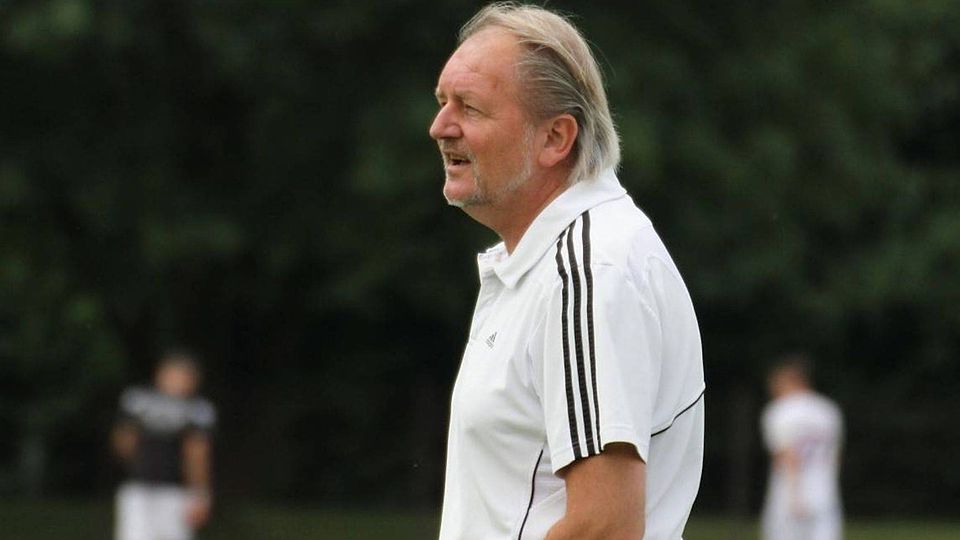 Karl-Heinz Fuhrmann hat vier seiner Ex-Kanonen reaktiviert.