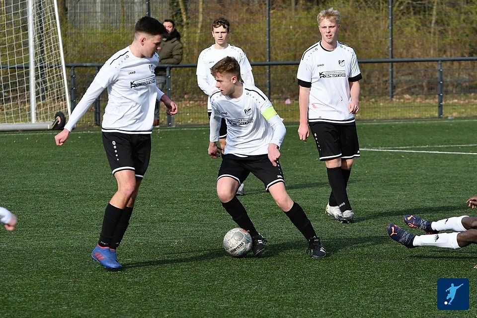 Beispielsweise spielte die U19 des SV Budberg in der Niederrheinliga. 