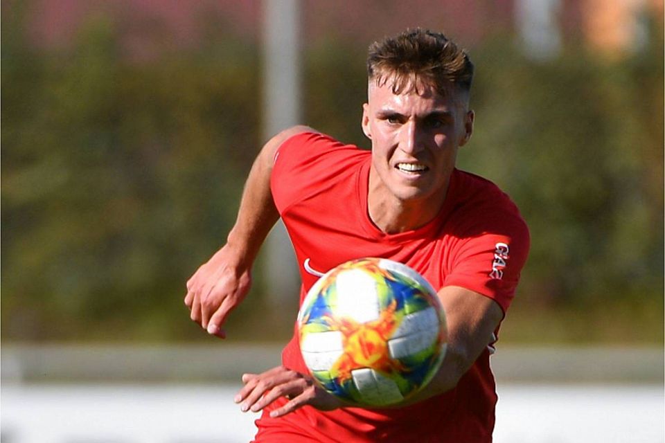 Kilian Fischer hat seinen Vertrag bei Türkgücü München bis 2022 verlängert. Sven Leifer