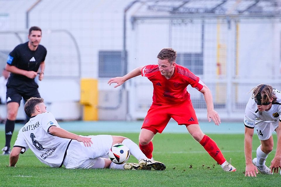 Der FC Bayern München und Timo Kern trafen im Grünwalder Stadion auf die DJK Vilzing.