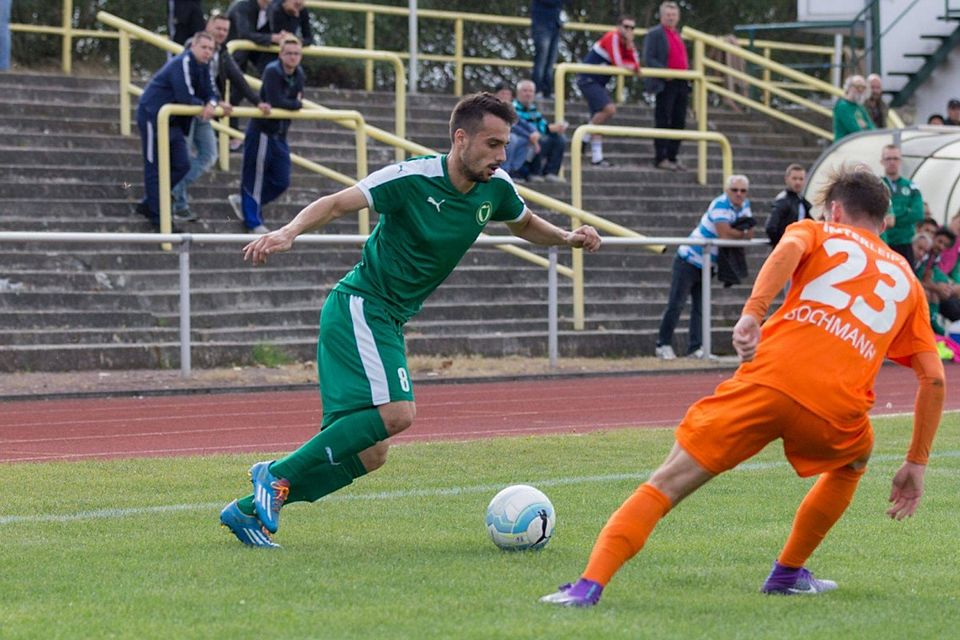 Merseburg 99 (in grün) reist nach dem Überraschungscoup gegen Inter nach Barleben  F: Edel