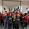 Beim FSV Tarforst handeln sie nachhaltig. Deshalb benutzen die U9-Junioren Mehrwegflaschen. 