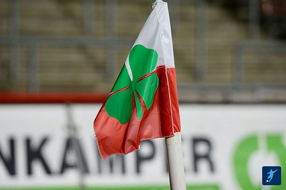 Rot-Weiß Oberhausen darf nicht vor Zuschauern testen. Rot-Weiß Oberhausen darf nicht vor Zuschauern testen.