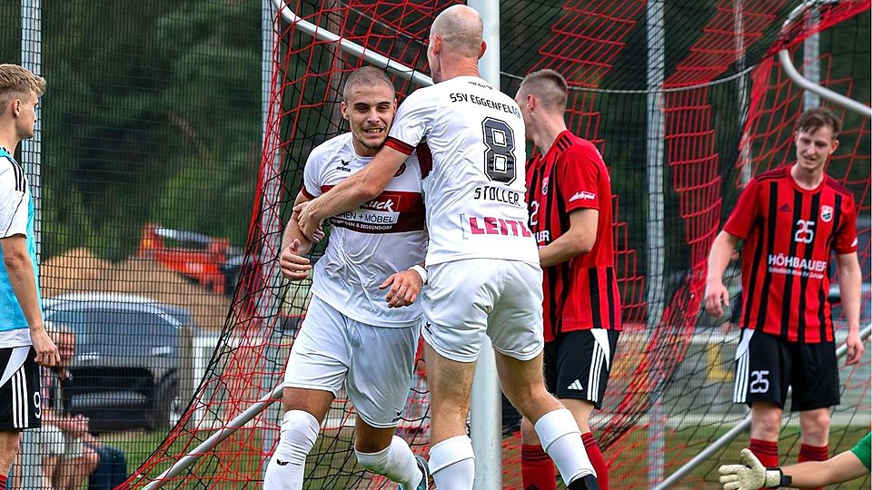 Ligawechsler SSV Eggenfelden feiert gegen Kosova Regensburg den ersten Saisonsieg.