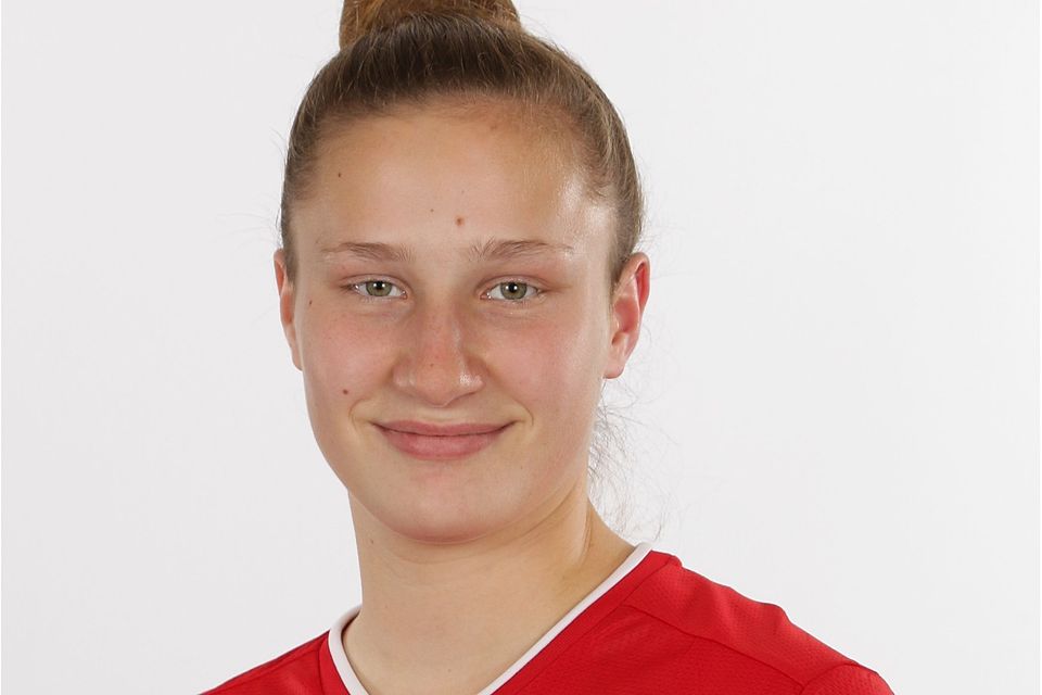 U17-Europameisterin Nicole Woldmann wechselt vom FC Bayern München zum FC Carl Zeiss Jena.