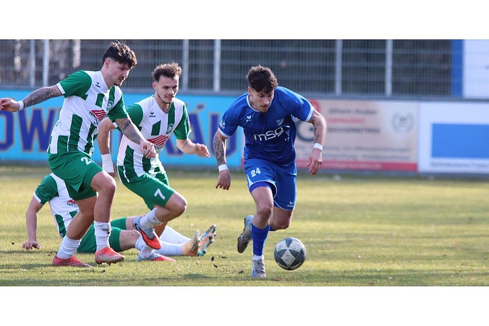 Immer einen Schritt voraus: Der FC Ismaning (r. Gianluca Wild) zeigte ein hervorragendes Spiel.