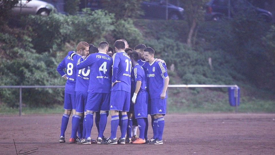 Nach 120 Minuten und 24 Elfmetern setzte sich Hellas Schierstein durch. Archivfoto: Henz