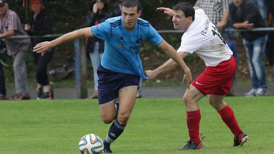 Traf doppelt für die SG Rheinhausen: Mathieu Wuertzer (links) | Archivfoto: Benedikt Hecht