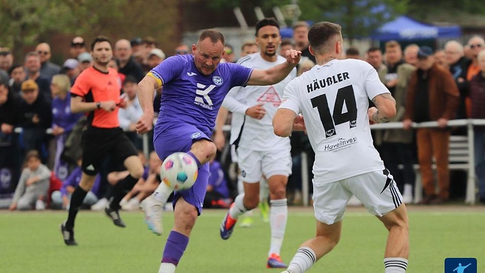 Mahlsdorf Torjäger in Aktion gegen den BFC Preussen