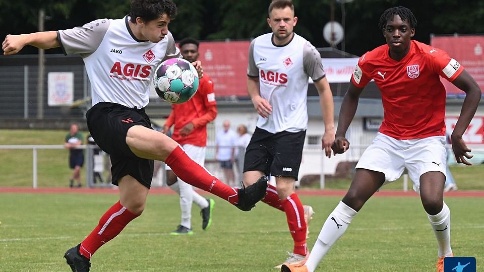 Der 1. FC Viersen beendet die Saison mit einem 2:1-Erfolg gegen den FSV Vohwinkel.