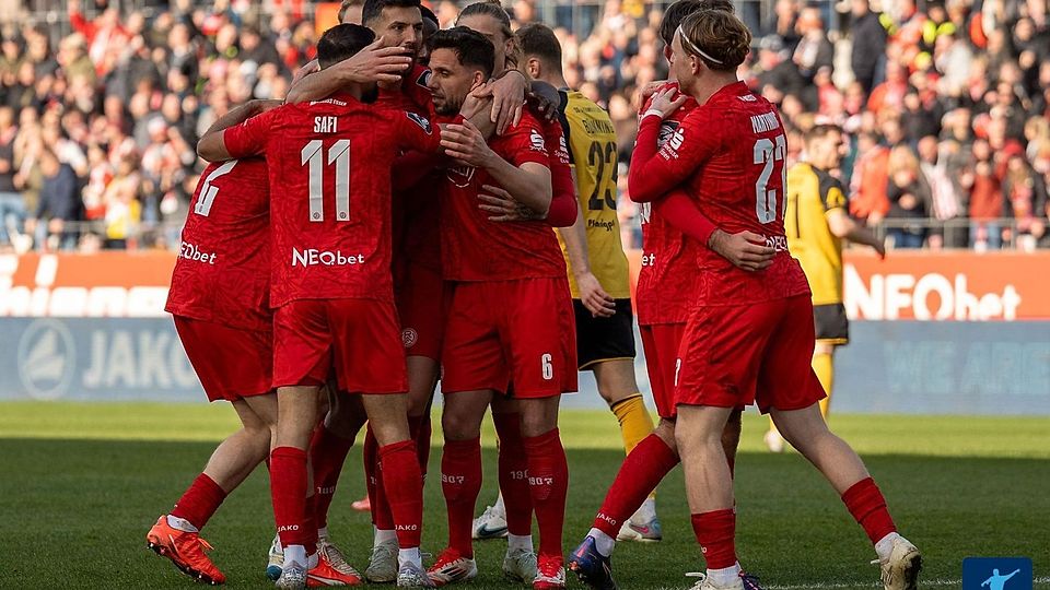 RWE erhält einen sechsstelligen Betrag vom DFB.