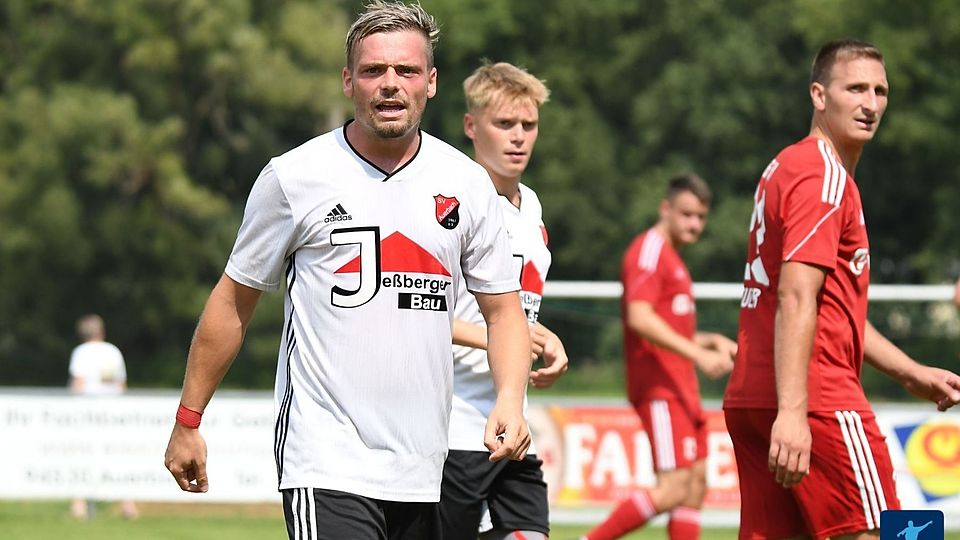 Stefan Gallmaier (li.) ist nicht mehr Spielertrainer der SG Grattersdorf