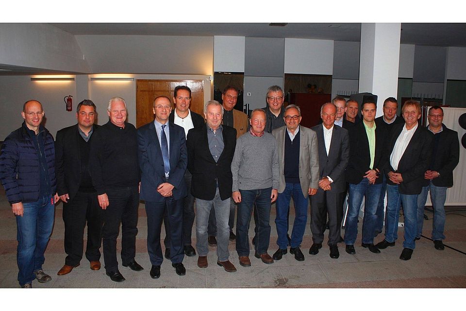 Mitglieder von Vorstand und Aufsichtsrat des FC Anker Wismar. Fotos (3): Andreas Knothe