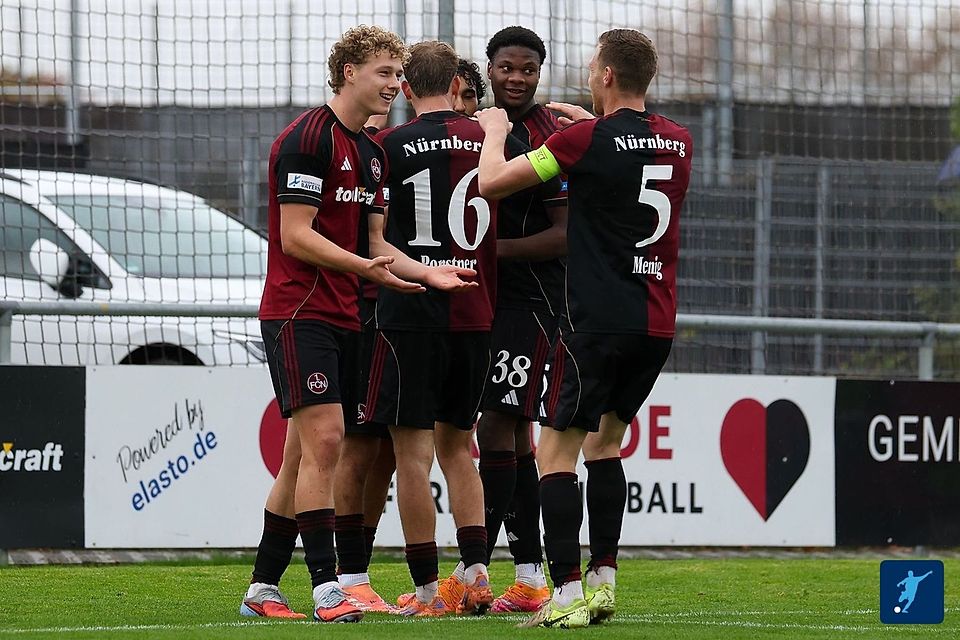 Sieben Punkte Vorsprung an der Tabellenspitze: Die Talente des 1. FC Nürnberg dominieren bislang die Regionalliga Bayern. Sieben Punkte Vorsprung an der Tabellenspitze: Die Talente des 1. FC Nürnberg dominieren bislang die Regionalliga Bayern.