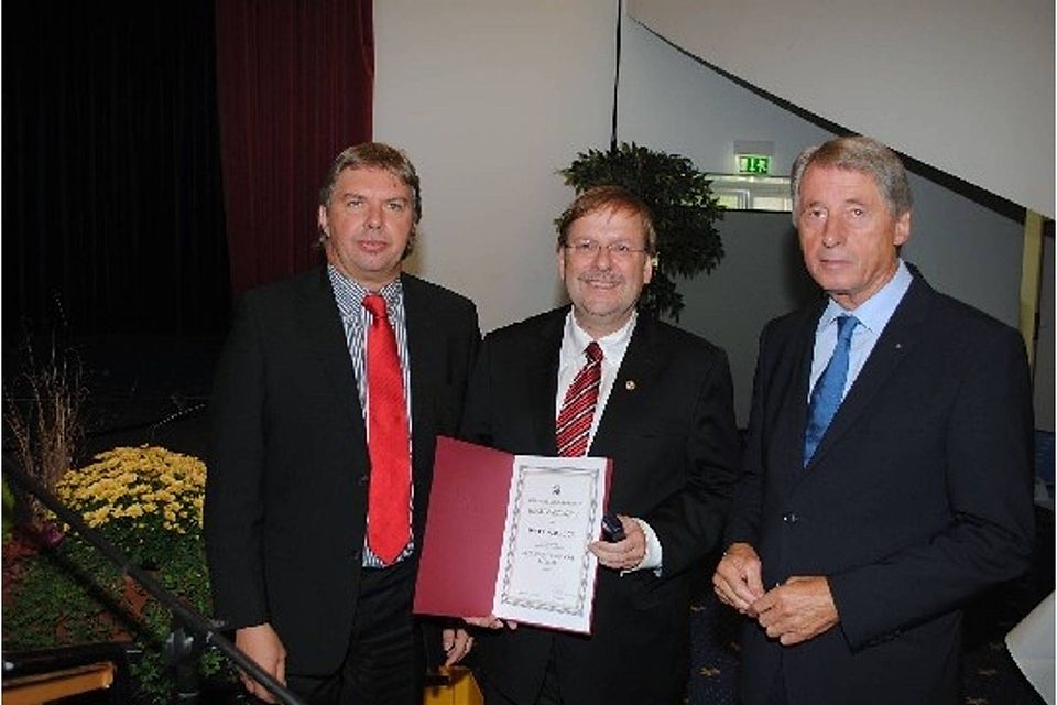 Ronny Zimmeremann, Dr. Rainer Koch und Rolf Hocke, nach der Wahl. Foto: bfv