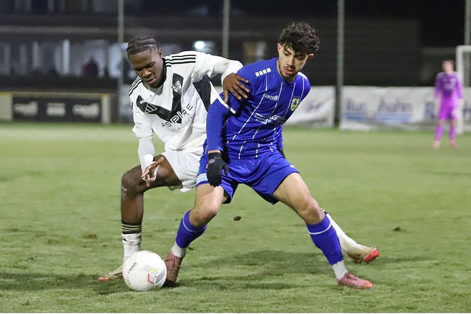 Der 1. FC Düren siegt im Test gegen KAS Eupen II mit 3:0.