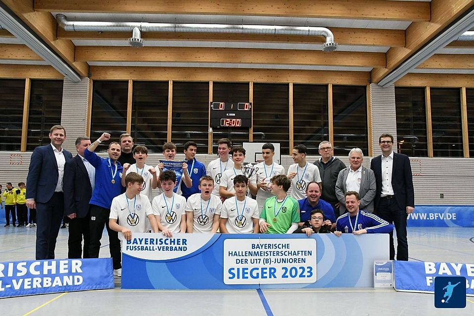 Die DJK Ingolstadt krönte sich in Deggendorf zum Bayerischen U17-Hallenmeister 