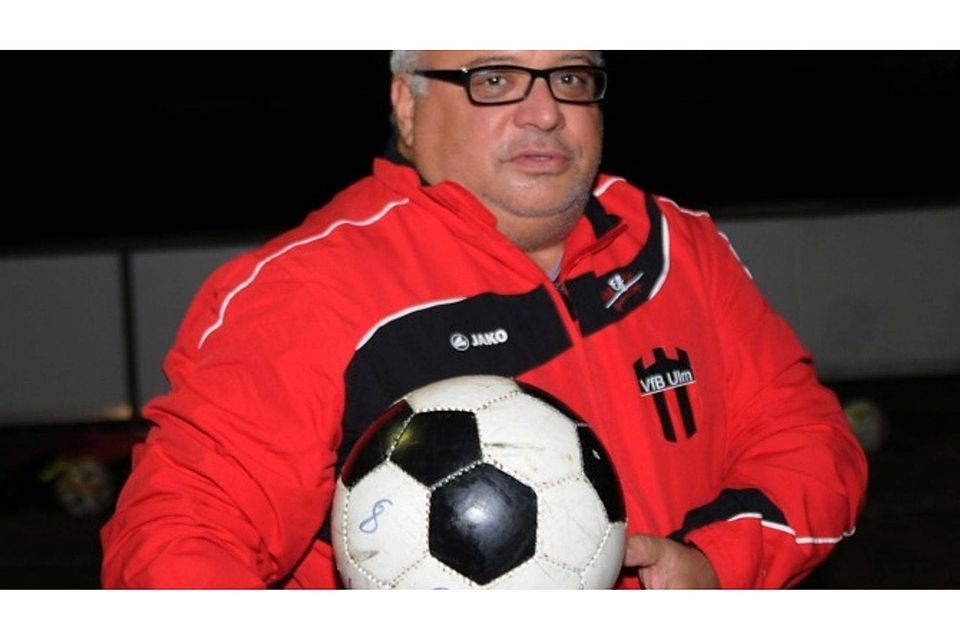 Aufbauhelfer beim VfB: Sebastiano „Nello“ Testa.  Rudi Apprich