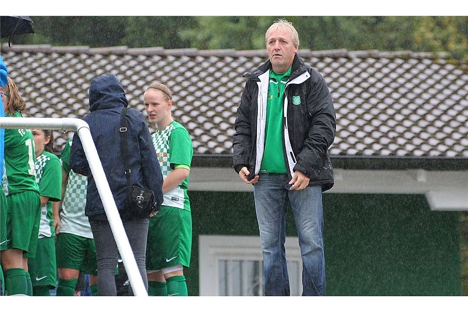 Thenrieds Trainer Herbert Wendl hat seine Mannschaft davor gewarnt, den TSV Frickenhausen auf die leichte Schulter zu nehmen.  Foto: Tschannerl