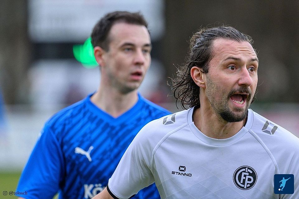 Co-Spielertrainer Philipp Knochner (re.) wird dem 1. FC Passau gegen den 1. FC Bad Kötzting fehlen 