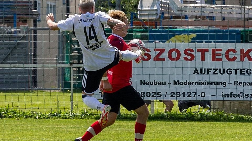 SV Miesbach - TSV Zorneding:
Einige starke Szenen hatte im Angriff Sean Erten (14). Gegen Siegsdorf gelang ihm der Führungstreffer.