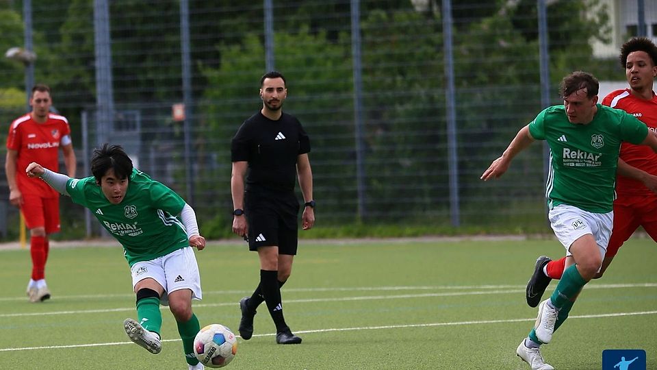 Die Personalkrise der Binger Hassia ging so weit, dass das Team vom Hessenhaus das Spiel in der Vorwoche gegen den VfR Nierstein ohne Auswechsler, dafür mit der etatmäßigen Nummer 1 auf dem Feld, Nico Setz (hinten links), antreten musste.