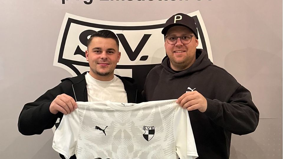 Nach Jonas Schäfer und Jürgen Venikh ist Rui Petro Guimares (l.) der dritte Neuzugang binnen des vergangenen Jahres, den Matthias Lüttmann (r.) vom SC Münster 08 an den Wasserturm lotst