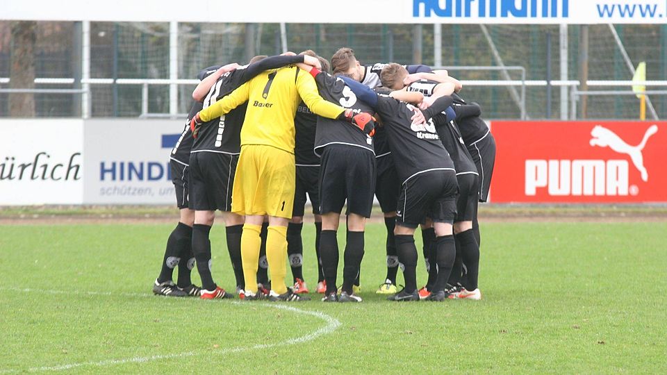 Teamgeist: Der Delbrücker SC möchte geschlossen bleiben und in Gievenbeck punkten. F: Heinemann