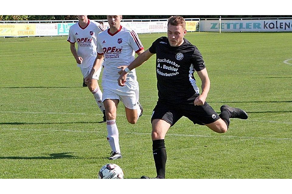 Michael Keppeler (rechts) erzielte beim 2:1 gegen Westheim das Tor zum 2:0 für die Schwabmünchner Bayernliga-Reserve.  Foto: Hieronymus Schneider