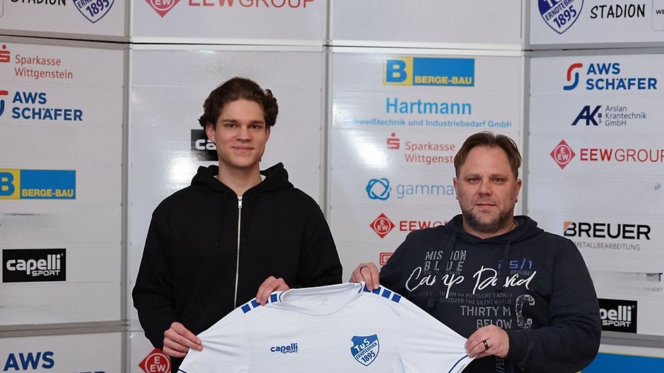 Erndtebrücks Sportlicher Leiter Holger Lerch (rechts) mit Tim Zimpel.