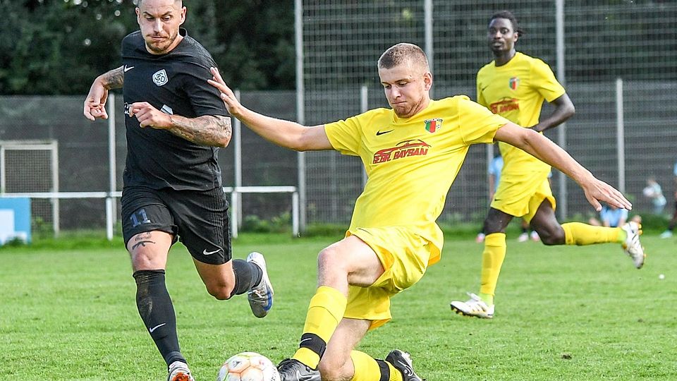 Wollen ins Pokalviertelfinale: Die Spieler des SV Kurdistan Düren (in Gelb).