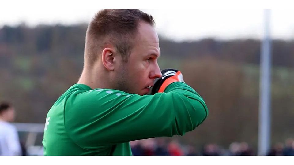 Torhüter Dominik Geiss und der VfL Biedenkopf gewinnen in der Fußball-Gruppenliga gegen Eintracht Lollar. (Archivfoto) © Jasmin Hahn