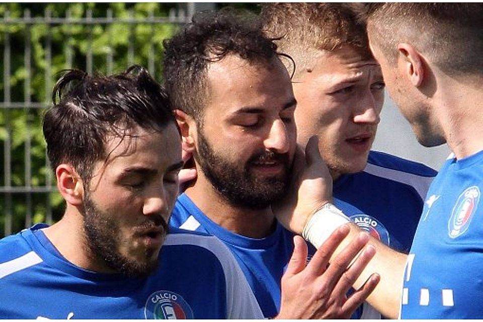Überraschendes Aus bei Calcio: Vincenzo Parrinello und Fatih Özkahraman (von links) müssen gehen. Foto: Yavuz Dural