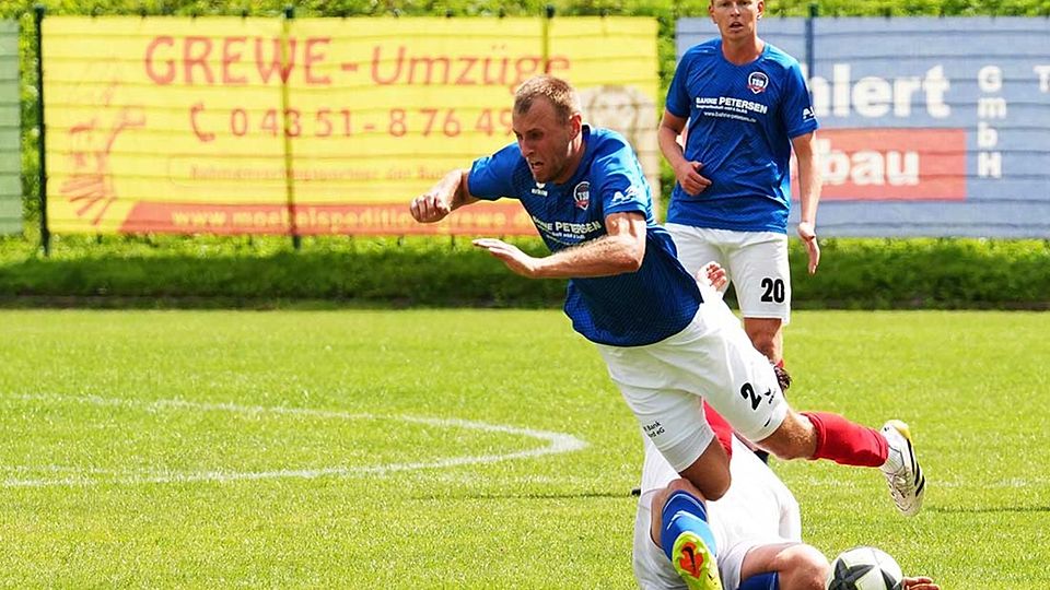 Nahne Paulsen und der TSB Flensburg fliegen gleich an die Spitze der Flens-Oberliga. 