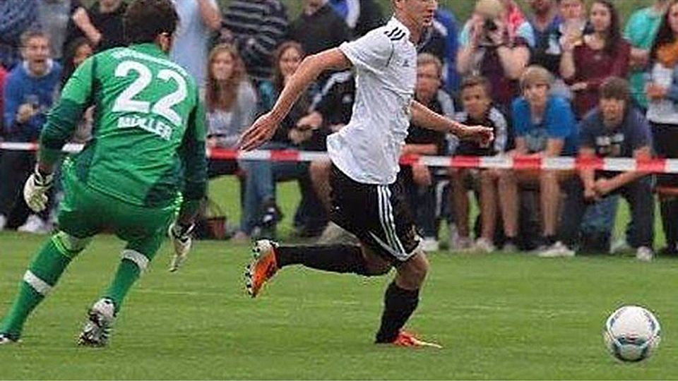 Lorenz Schuster konnte gegen die Erlbach Reserve drei Treffer erzielen.