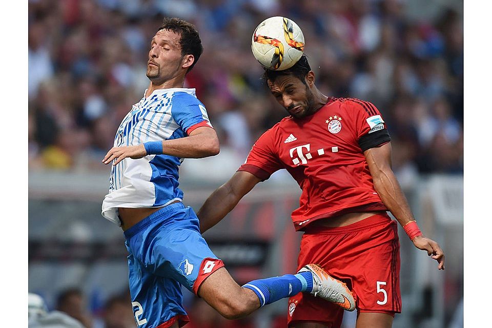 Der FC Bayern München hat mit Juventus Turin Einigung über einen Transfer von Medhi Benatia (rechts) erzielt. Foto: Getty Images