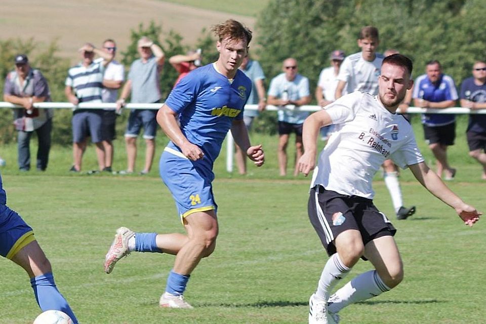 Dominik Otto (links) kehrt nach einem halben Jahr beim BSV Eintracht Sondershausen zurück zum FSV Sömmerda. Dass er für den FSV am Fließband treffen kann, hat er bereits bewiesen.