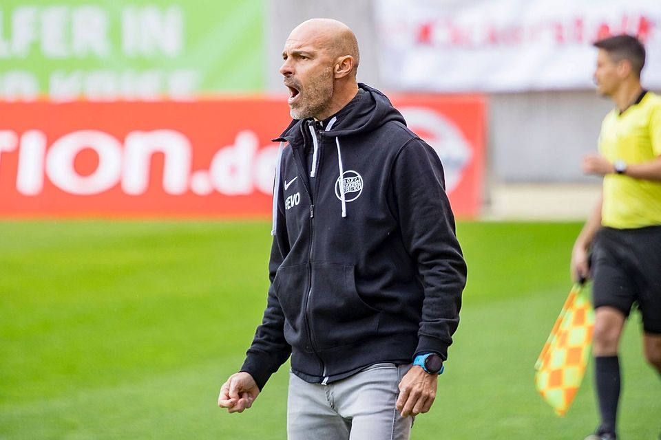 Alexander Schmidt (hier als Coach der Offenbacher Kickers) wird neuer Trainer des TSV Landsberg. Alexander Schmidt (hier als Coach der Offenbacher Kickers) wird neuer Trainer des TSV Landsberg.