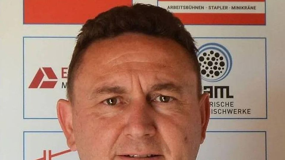 Thomas Seethaler, Trainer des FC Aschheim.